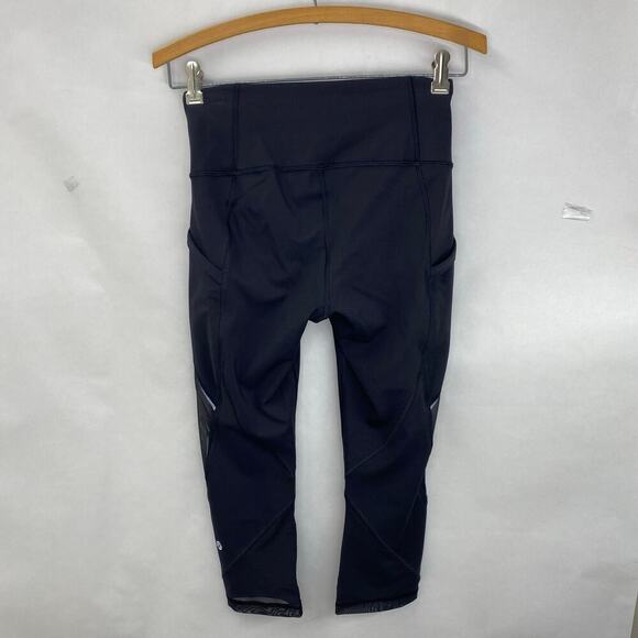 Lululemon Fast As Light Crop 19" Black Size 4 - Picture 3 of 7